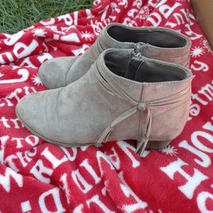 Girls Dress Boots Sz 2